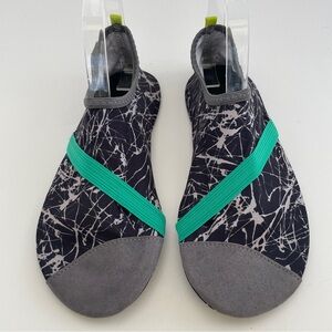 FitKicks Black and Gray Shoes with Neon Yellow Straps